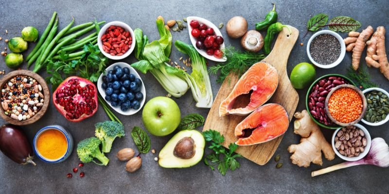 Alimentos naturais que ajudam a proteger a saúde dos rins e melhorar a função renal